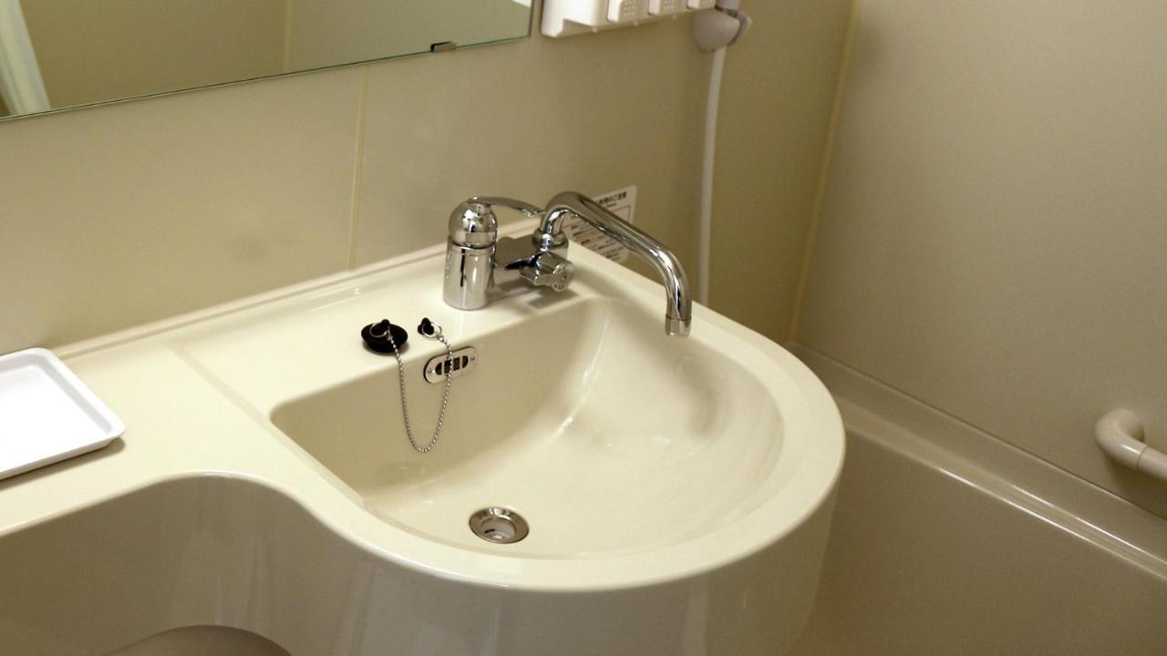 Toyoko Inn Osaka Honmachi No1 Экстерьер фото